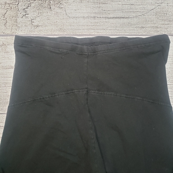 Times Maternity, High Waisted, Compression, Black Leggings, Size Medium - Picture 6 of 13